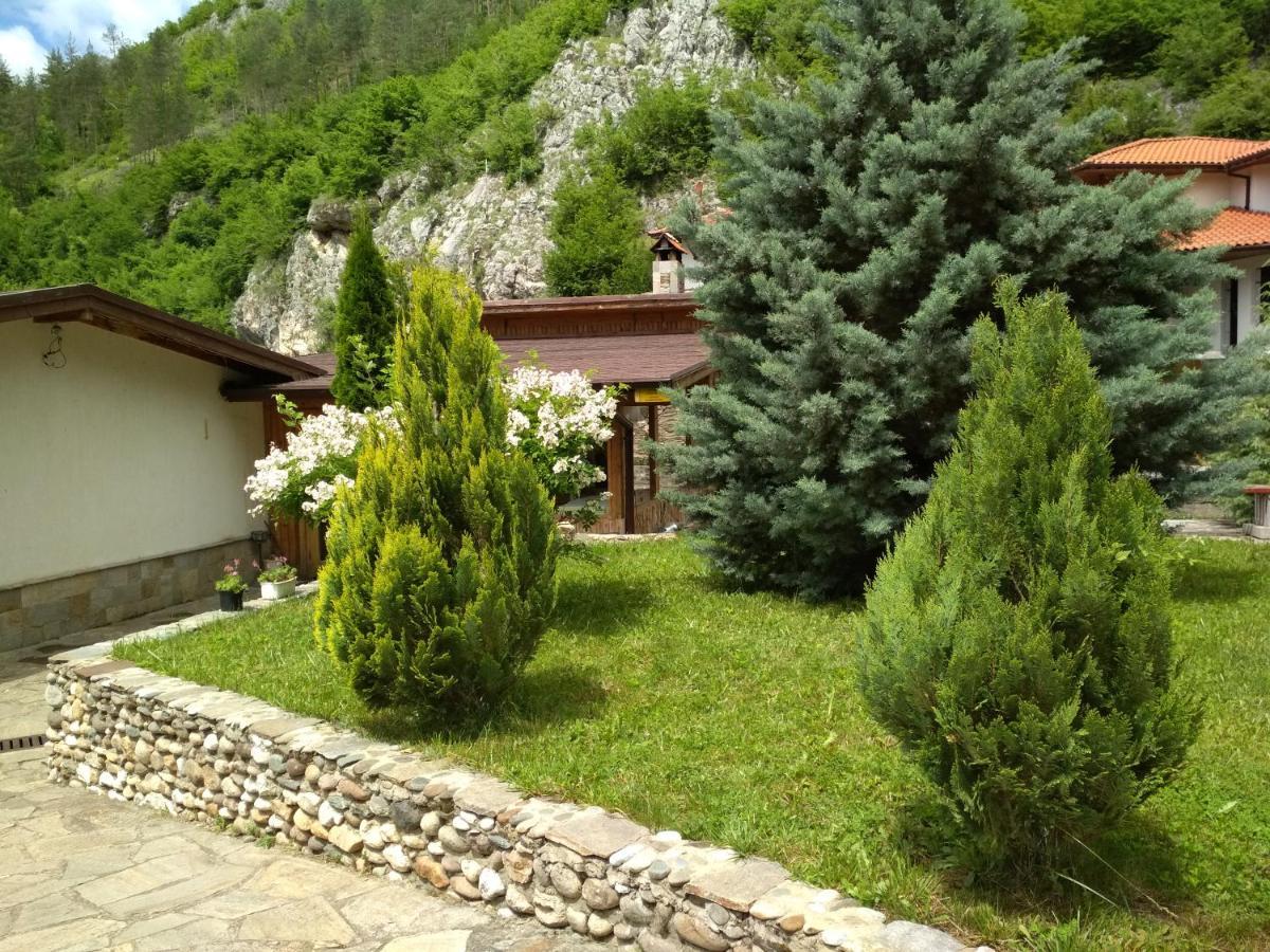 Eco Complex Smilyan Hotel Smilyan  Bagian luar foto